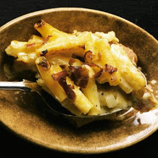 Macaroni Quattro Formaggi with Prosciutto