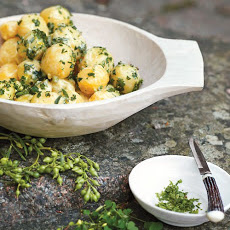 Sea Rocket Potato Salad