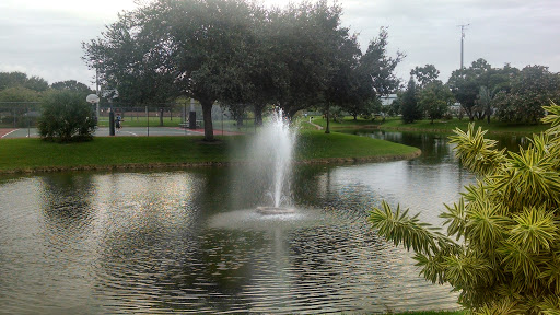 Flamingo Park Fountain East