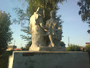 Памятник девственницам
