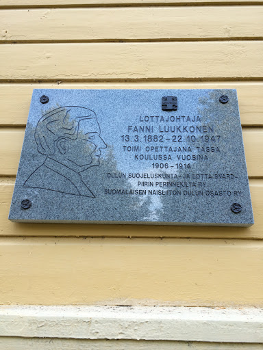 Lottajohtaja Fanni Luukkonen Memorial Plaque