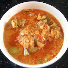 Salmon Curry with Green Peppers