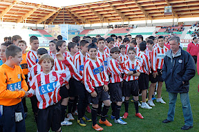 Jóvenes fútbolistas del Zamora en la presentación de la cantera El Zamora inicia su periodo de pruebas para las secciones inferiores