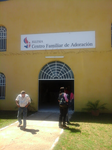 Iglesia Centro Familiar De Adoración