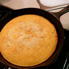 Mom's Buttermilk Cornbread