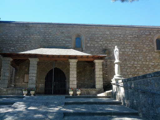Iglesia de Navalperal de Pinares