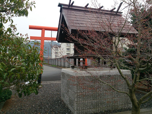 神栄神社