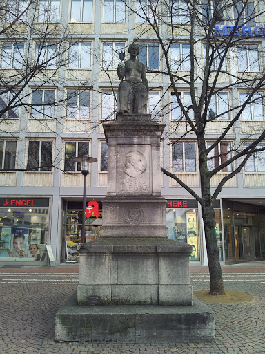 Justus Liebig Denkmal