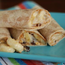 Peanut Butter and Granola Breakfast Wraps