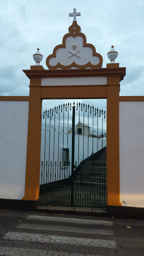 Porta Do Cemitério