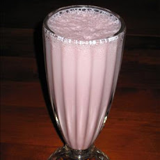 Healthy Strawberry Milkshake