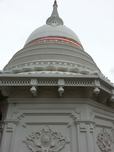 Pagoda @ Kande Viharaya