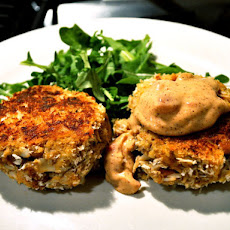 Crab Cakes with Spicy Pimento Mayo