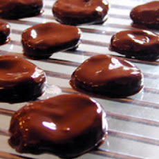 Easy Chocolate-Dipped Apricots (Apricot Chanukah Gelt)