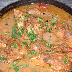 Pomegranate Stew with Chicken (Khoresh Fesenjan)