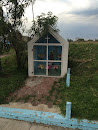 Altar A La Virgen