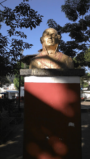 Busto de Jose Ma. Morelos y Pavon