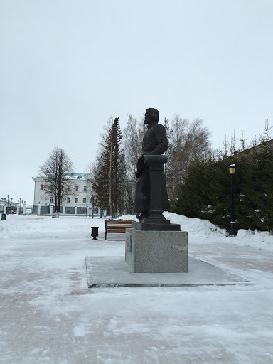 Памятник С. У. Ремезову