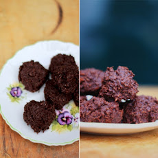 Chocolate and Chai Macaroons