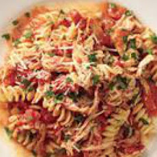 Fusilli with Chicken and Tomato Sauce