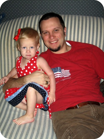 [emma and robin 4th of july[3].jpg]
