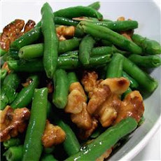 Green Beans With Walnuts
