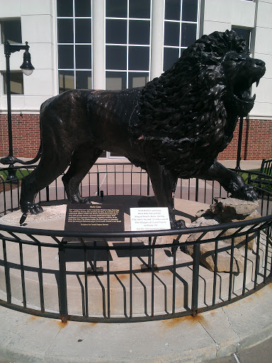 Lion Statue Grand Prairie