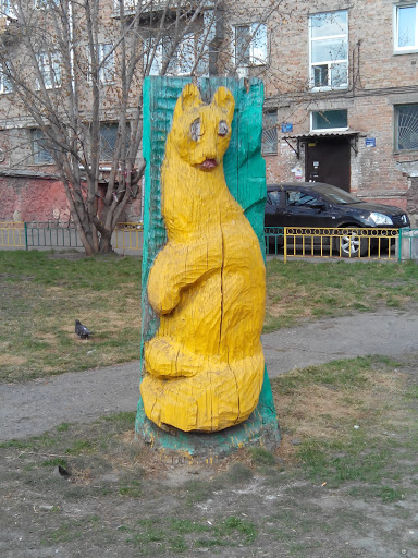 Деревянная скульптура 
