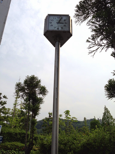 亀岡市役所の時計塔