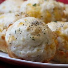 Peppery Cheddar Muffins