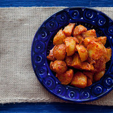 Spanish Roasted Potatoes with Tomato Sauce