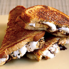 Caramelized Chocolate, Banana, and Marshmallow Sandwiches