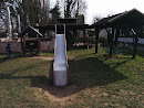 Kleiner Spielplatz im Vogel- und Erholungspark 