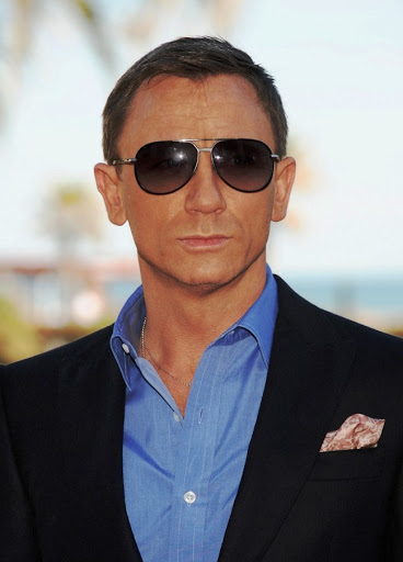 Daniel-Craig-Sunglasses-Fashion-Trend-650x905