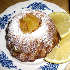 Earl Grey Pound Cake With Lemon Curd