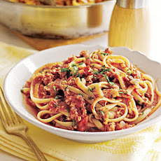 Linguine with Red Clam Sauce
