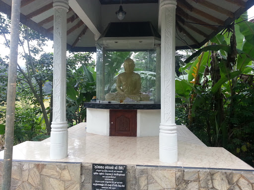 Raththepitiya Junction. Buddha Statue