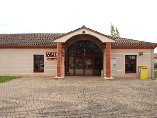 Mairie De Lagrave
