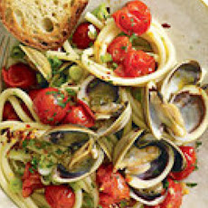 Spaghetti and Clam Sauce with Grape Tomatoes