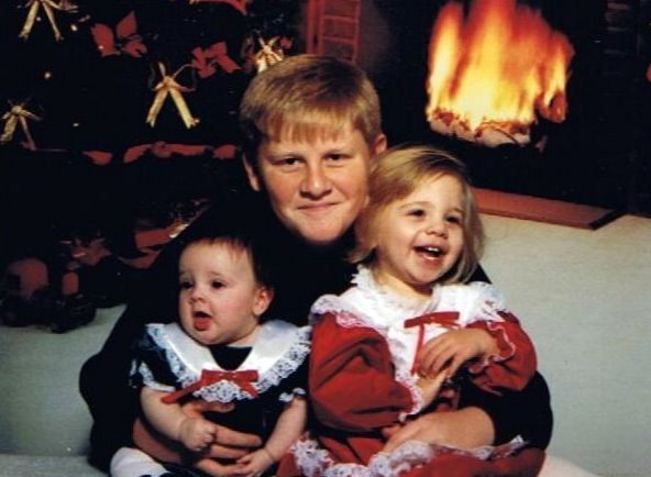 [MikethegirlsChristmas4.jpg]