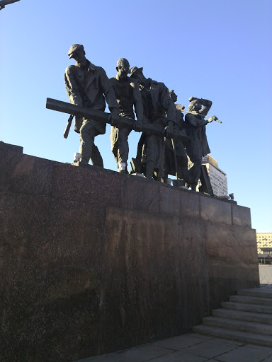 Памятник Блокадным Трудящимся