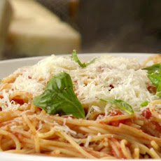 Buttery Tomato Spaghetti