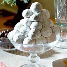 Noel Nut Balls