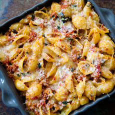 Pasta with Tuna and Tomato Sauce
