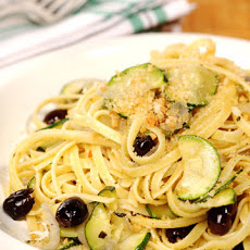 Linguine with Zucchini, Garlic, Black Olives, and Toasted Breadcrumbs