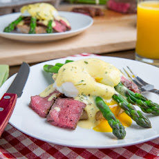 Steak and Eggs Benedict with Asparagus in Bearnaise Sauce