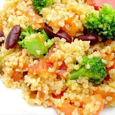 Bulgur Pilaf With Broccoli and Peppers