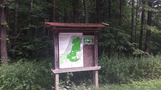 Noch Ein Eingang Zum Perlacher Forst