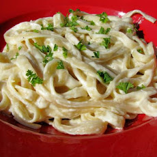 Fettuccine Alfredo