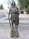 Estatua San Luis Rey De Francia